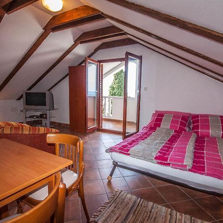 Apartman Joso Дикло Екстериор снимка