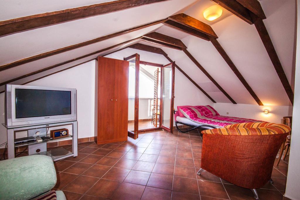 Apartman Joso Дикло Екстериор снимка